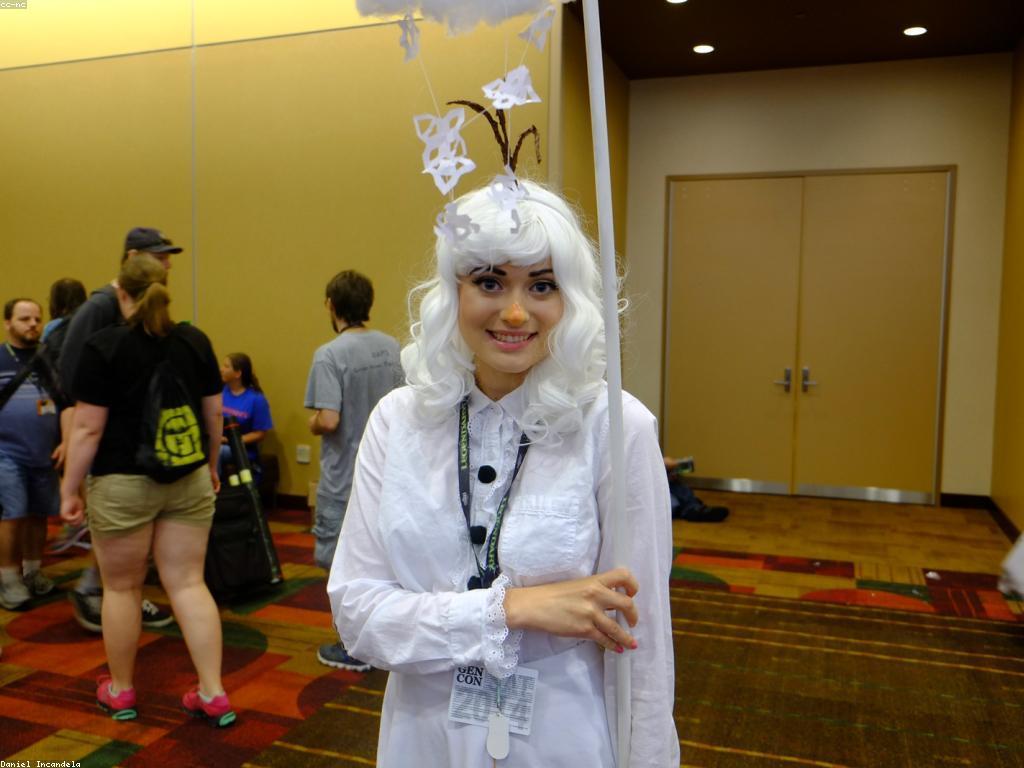 យុទ្ធសាស្ត្រល្បែង: ការបង្កើតនិងអភិវឌ្ឍន៍យុទ្ធសាស្ត្រសម្រាប់ល្បែង