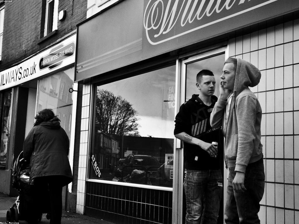 ការប្រកួតល្បែងនិងផលប៉ះពាល់ដល់យុវជន