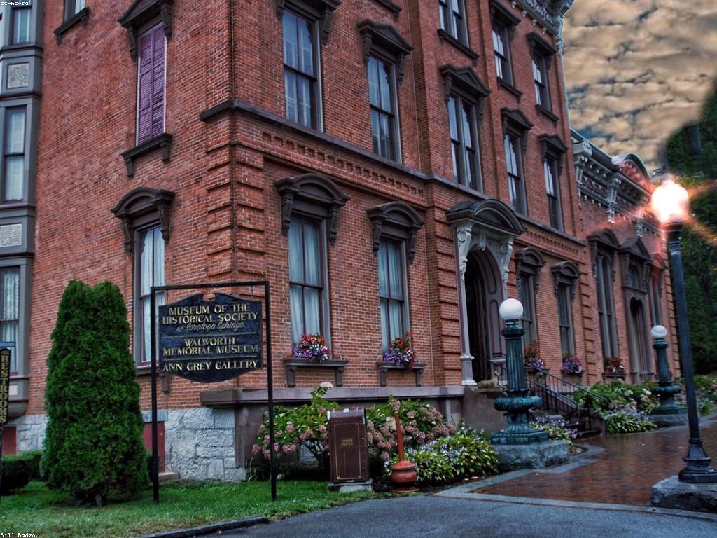 ផលប៉ះពាល់នៃការប្រកួតល្បែងចំពោះវប្បធម៌